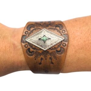 Leather Bracelet - Brown Engraved
